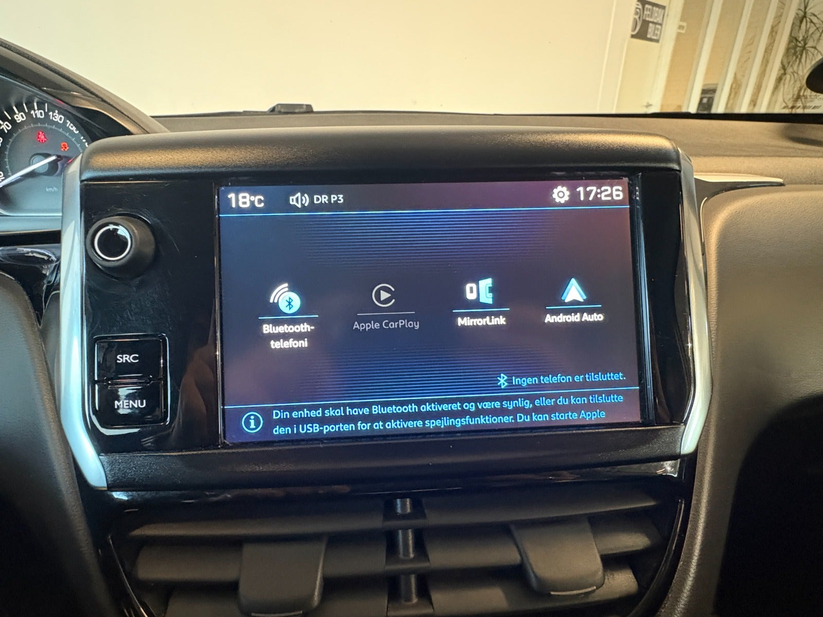Sølv Peugeot 208 fra 2017
