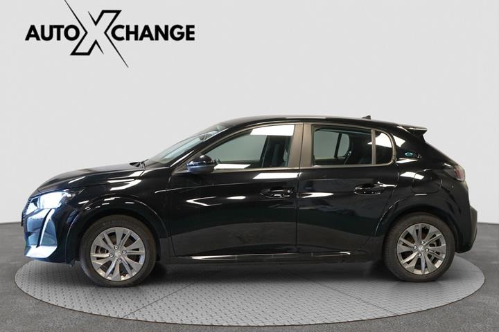 Sort Peugeot e-208 fra 2023