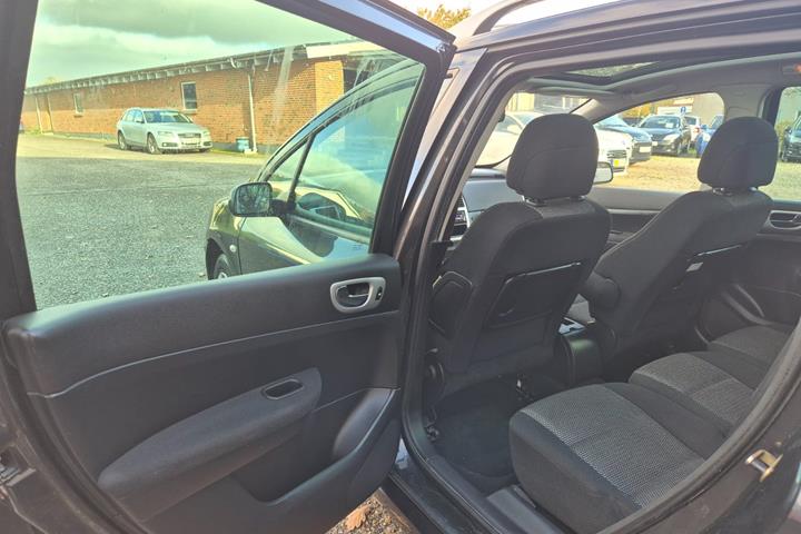 Grøn Peugeot 307 fra 2007