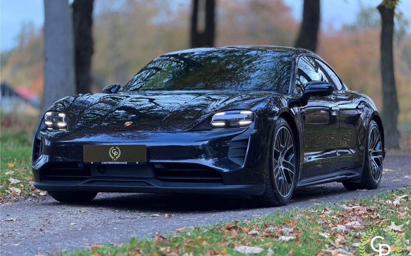 Porsche Taycan Performance+