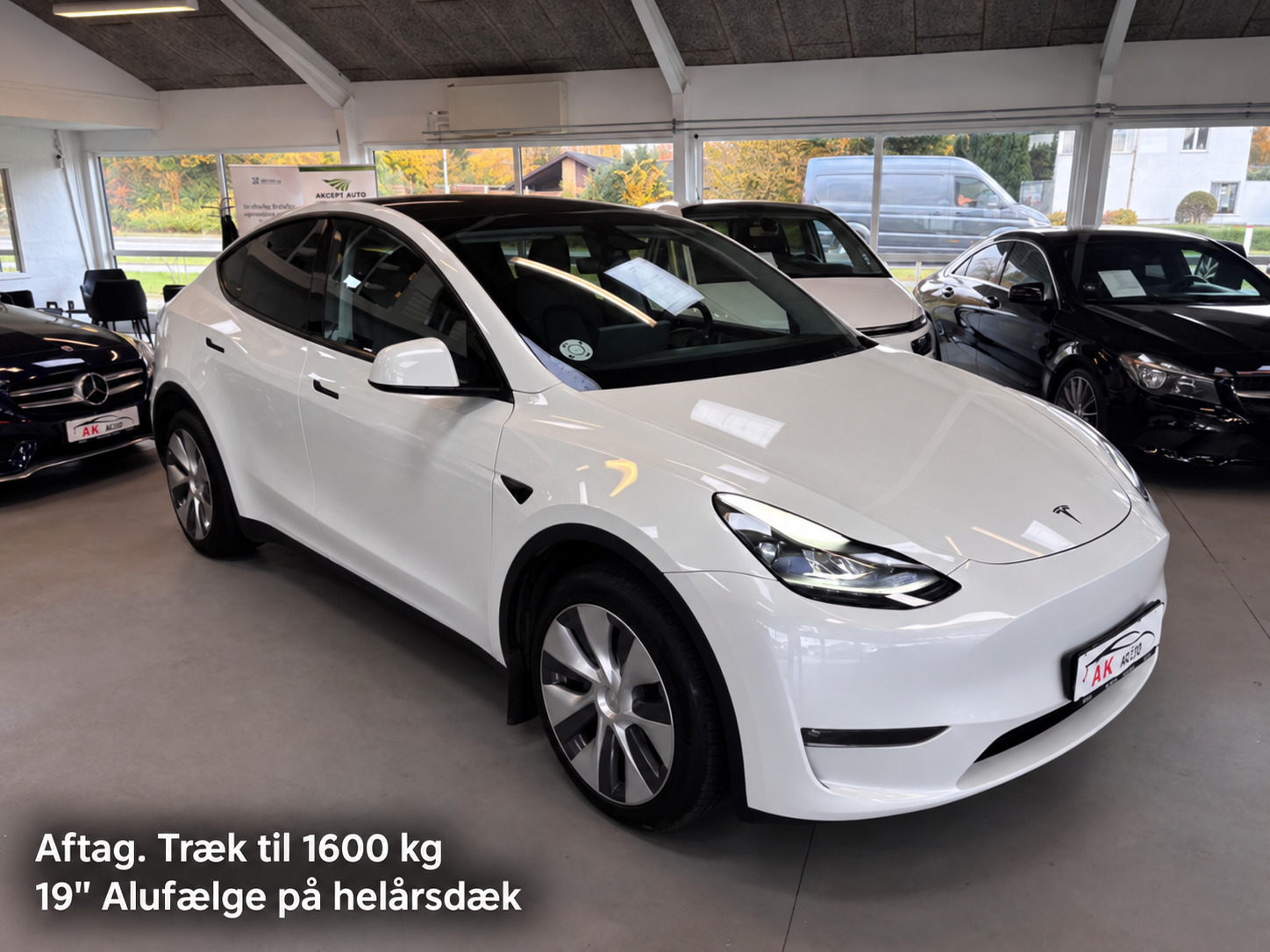 Tesla Model Y Long Range AWD