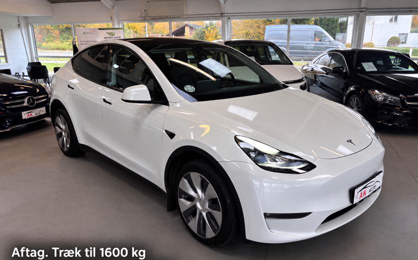 Tesla Model Y Long Range AWD