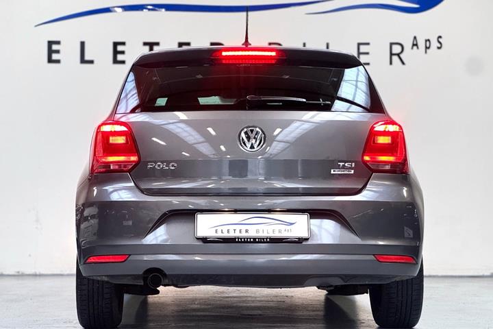 Grå VW Polo fra 2016