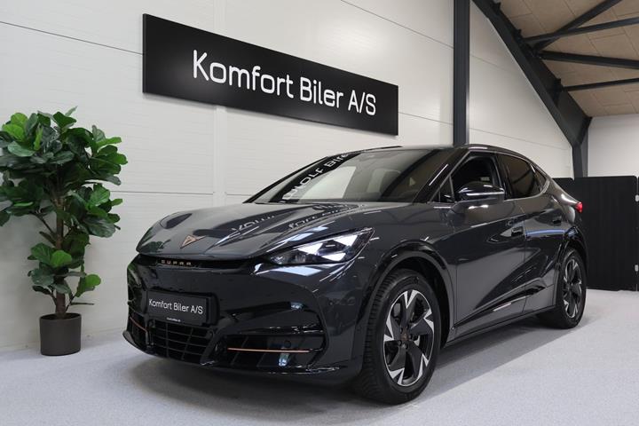 Grå Cupra Tavascan fra 2025