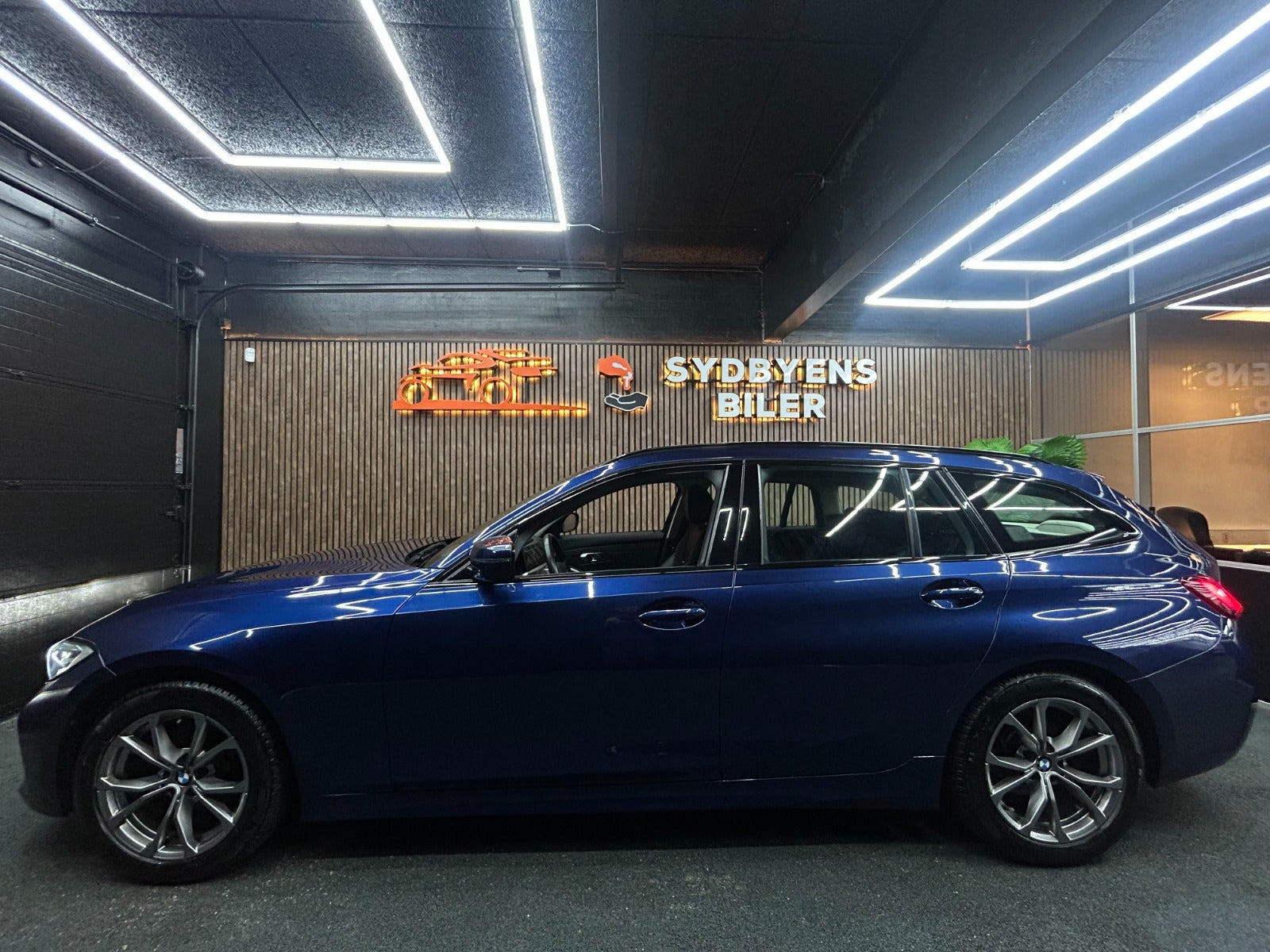 undefined BMW 320d fra 2020