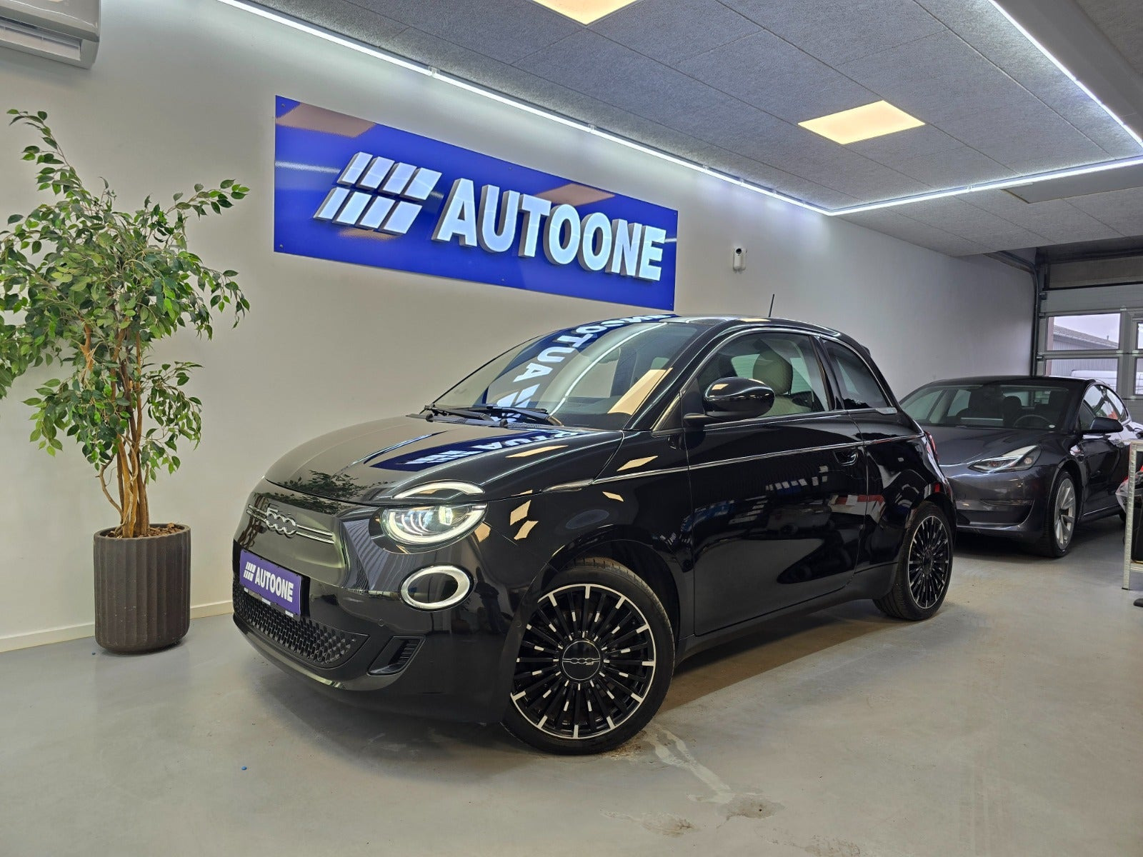 Fiat 500e 42 la Prima