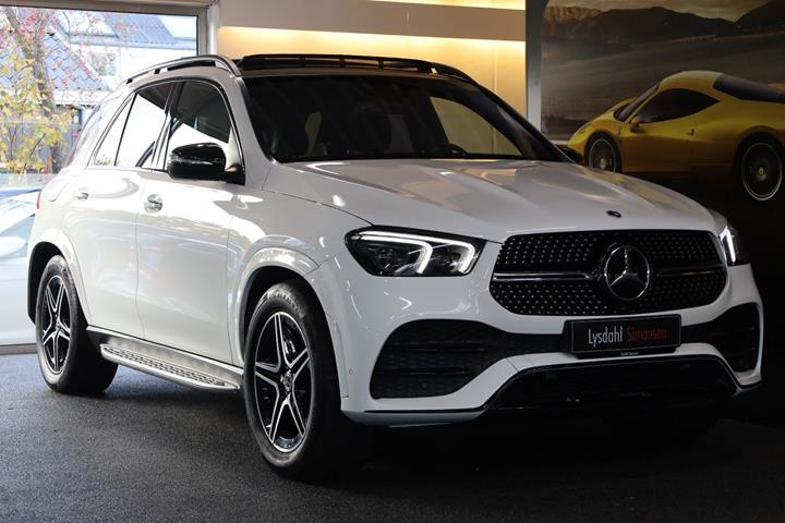 Hvid Mercedes GLE350 de fra 2022