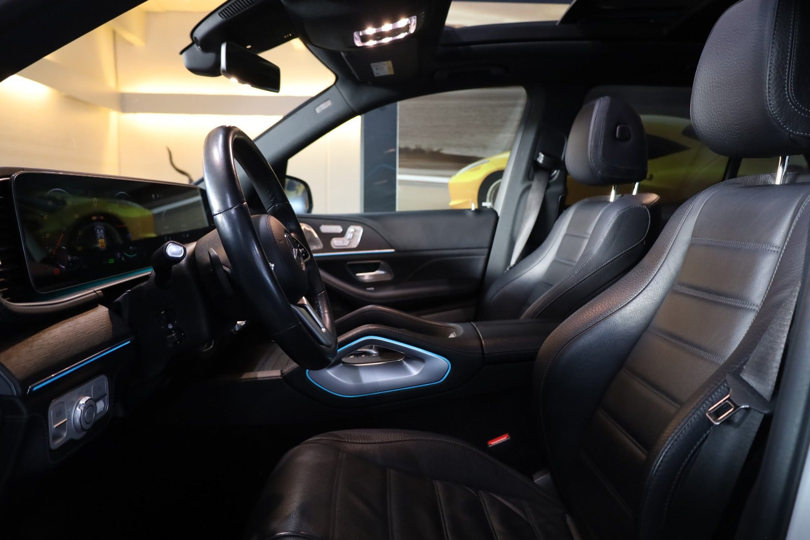 Hvid Mercedes GLE350 de fra 2022