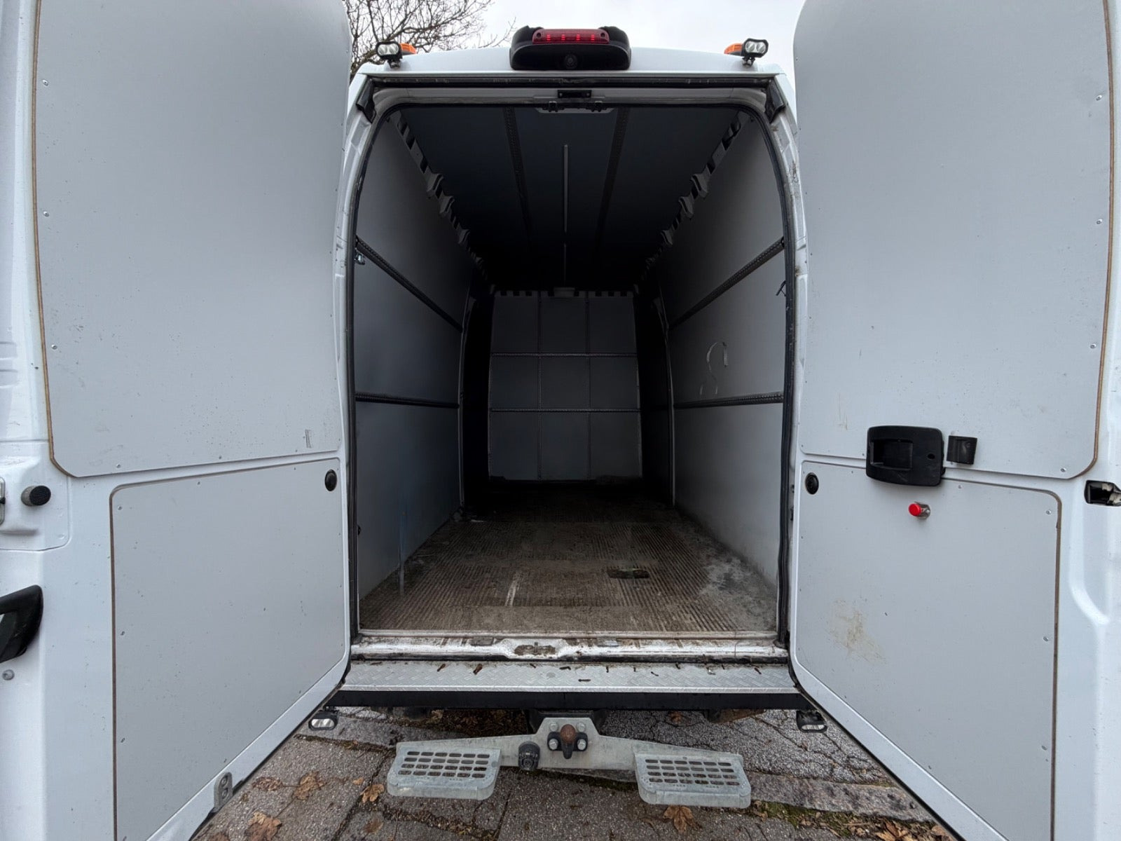 Hvid Peugeot Boxer 435 fra 2022