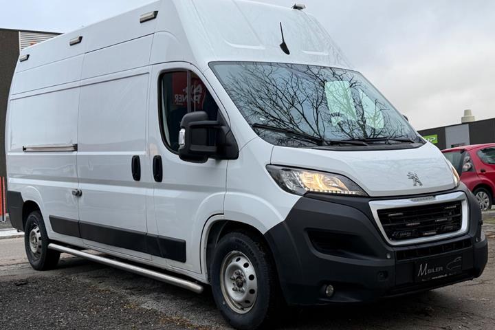 Hvid Peugeot Boxer 435 fra 2022
