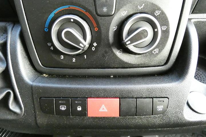 Hvid Citroën Jumper 35 fra 2024