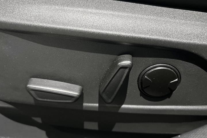 Sort Ford Mustang Mach-E fra 2023