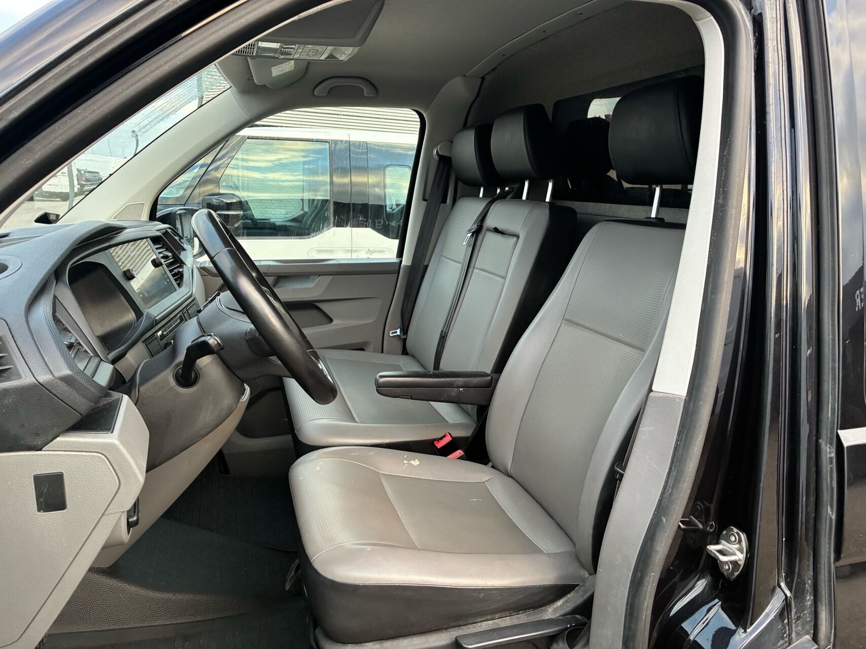 undefined VW Transporter fra 2023