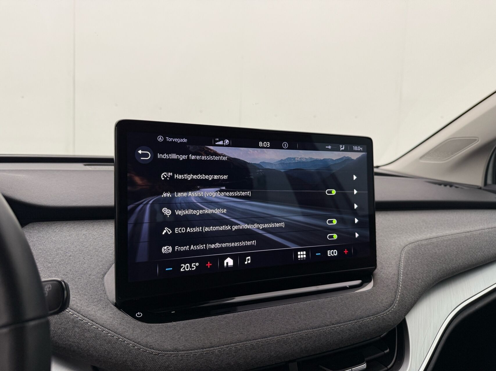 Sølv Skoda Enyaq fra 2023