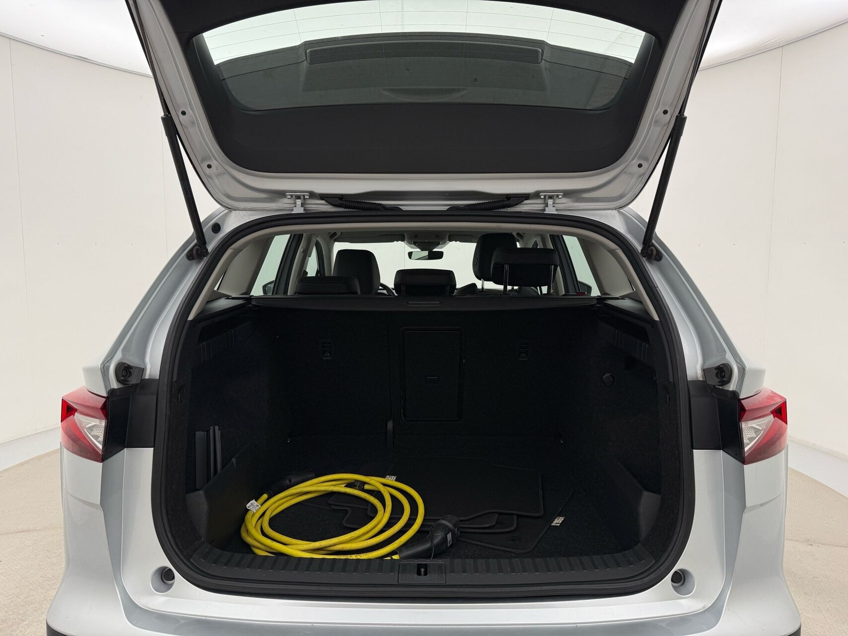 Sølv Skoda Enyaq fra 2023