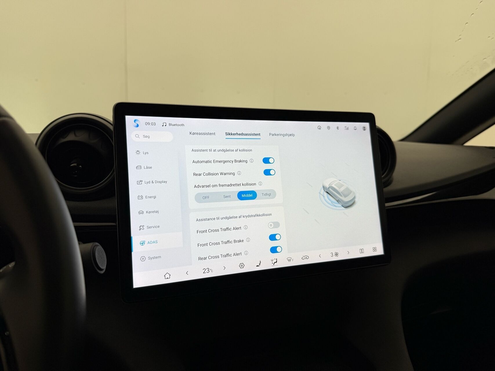 Grå BYD Dolphin fra 2024