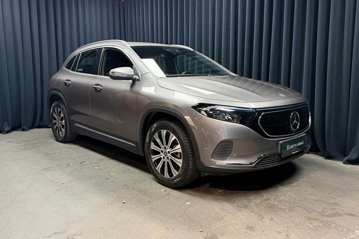 Grå Mercedes EQA250 fra 2023