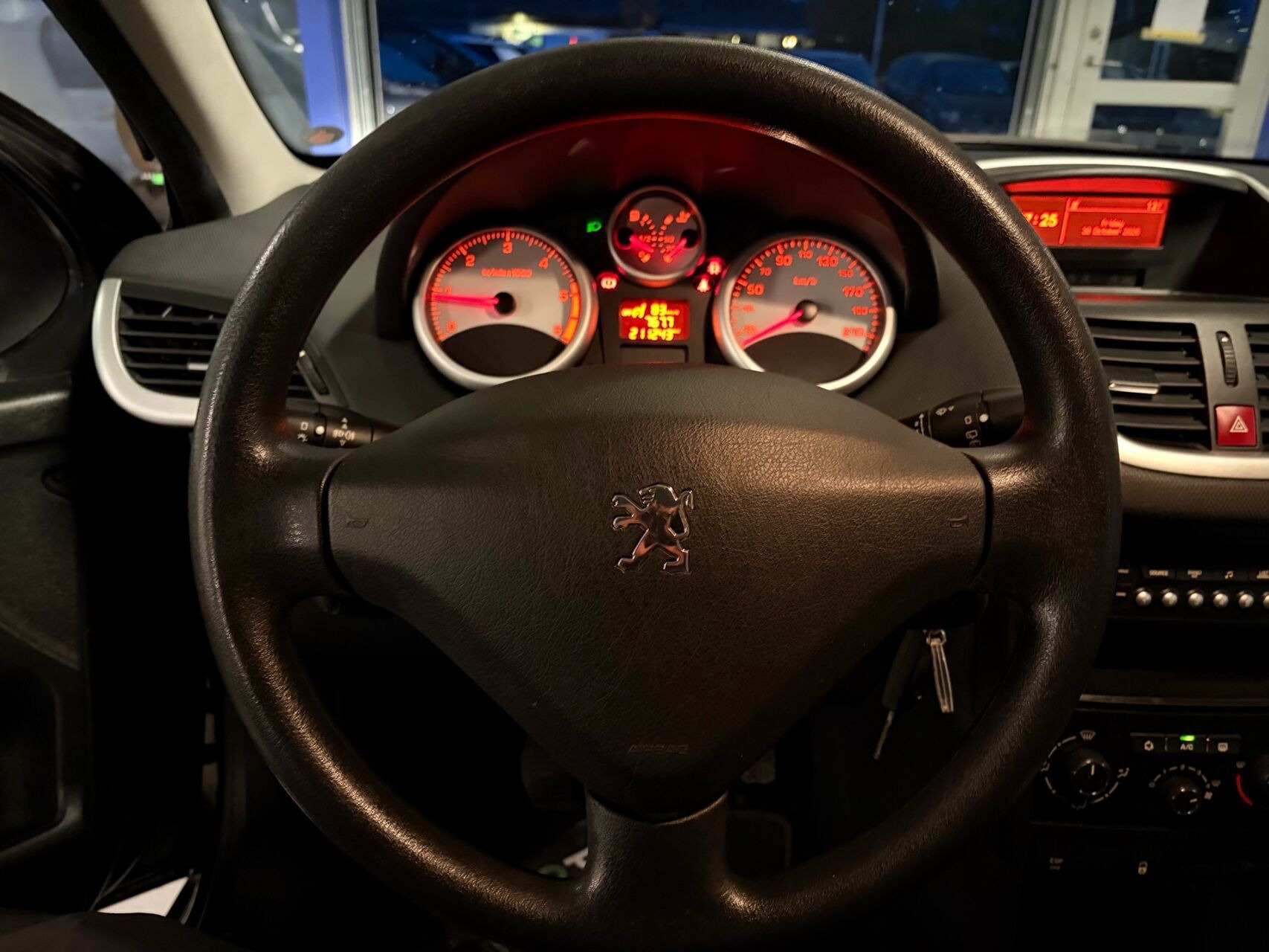 undefined Peugeot 207 fra 2010