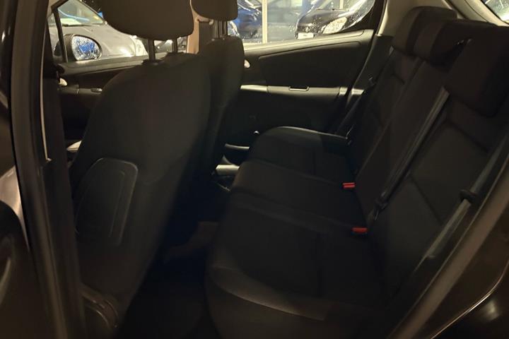 undefined Peugeot 207 fra 2010