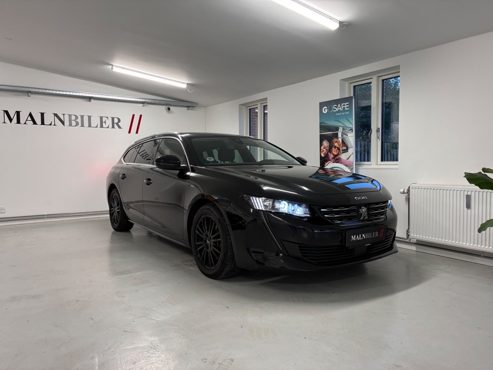 Sort Peugeot 508 fra 2021