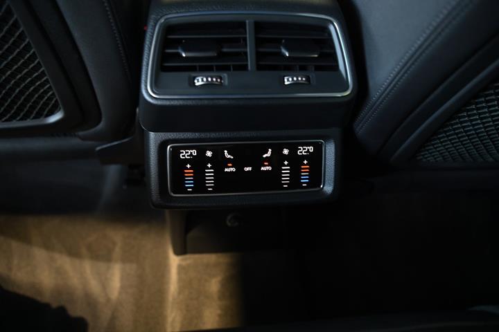 Sort Audi e-tron fra 2021