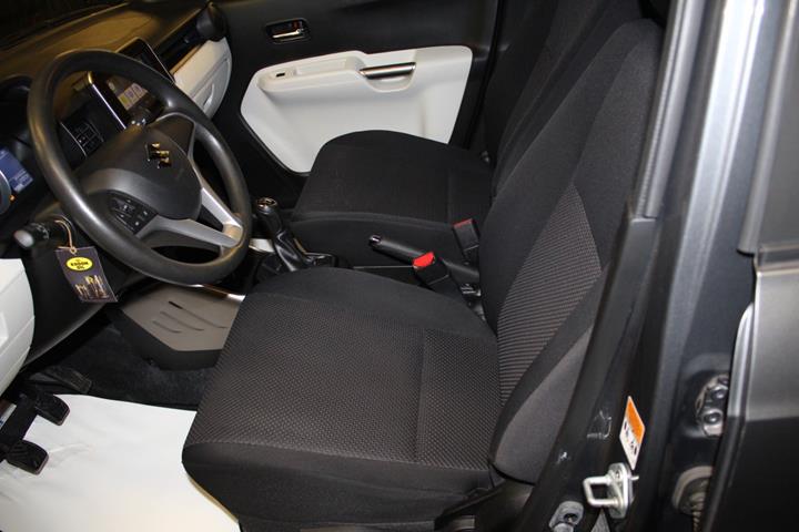 Grå Suzuki Ignis fra 2017