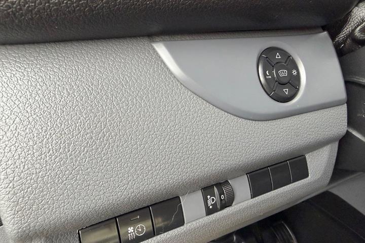 Sølv Peugeot Expert fra 2019