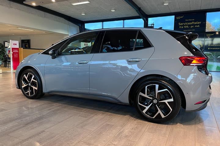 Grå VW ID.3 fra 2024