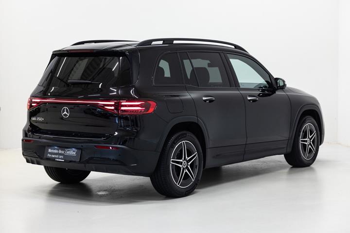 Sort Polestar 2 fra 2023