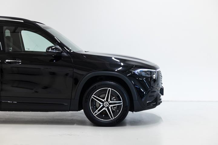Sort Polestar 2 fra 2023
