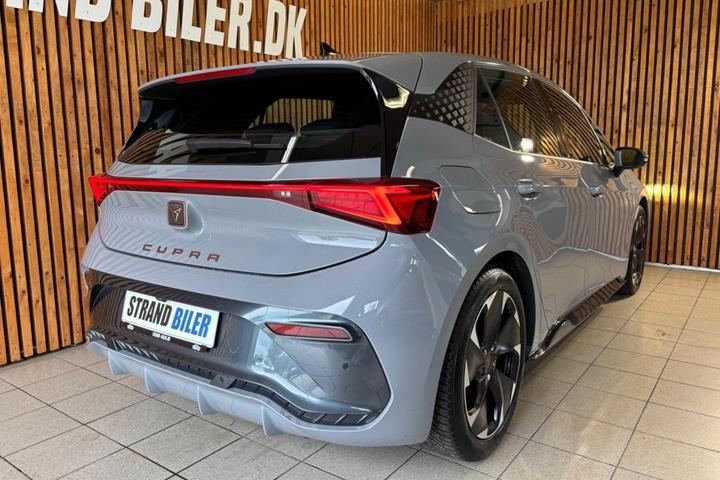Grå Cupra Born fra 2025