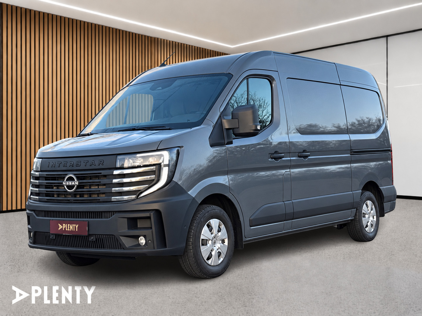 Nissan Interstar 87 L2H2 Tekna Van