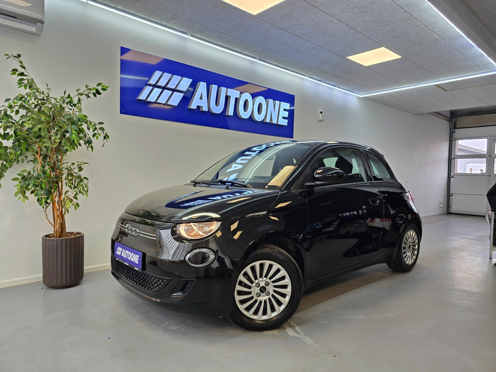 Fiat 500e 42 Icon 3+1
