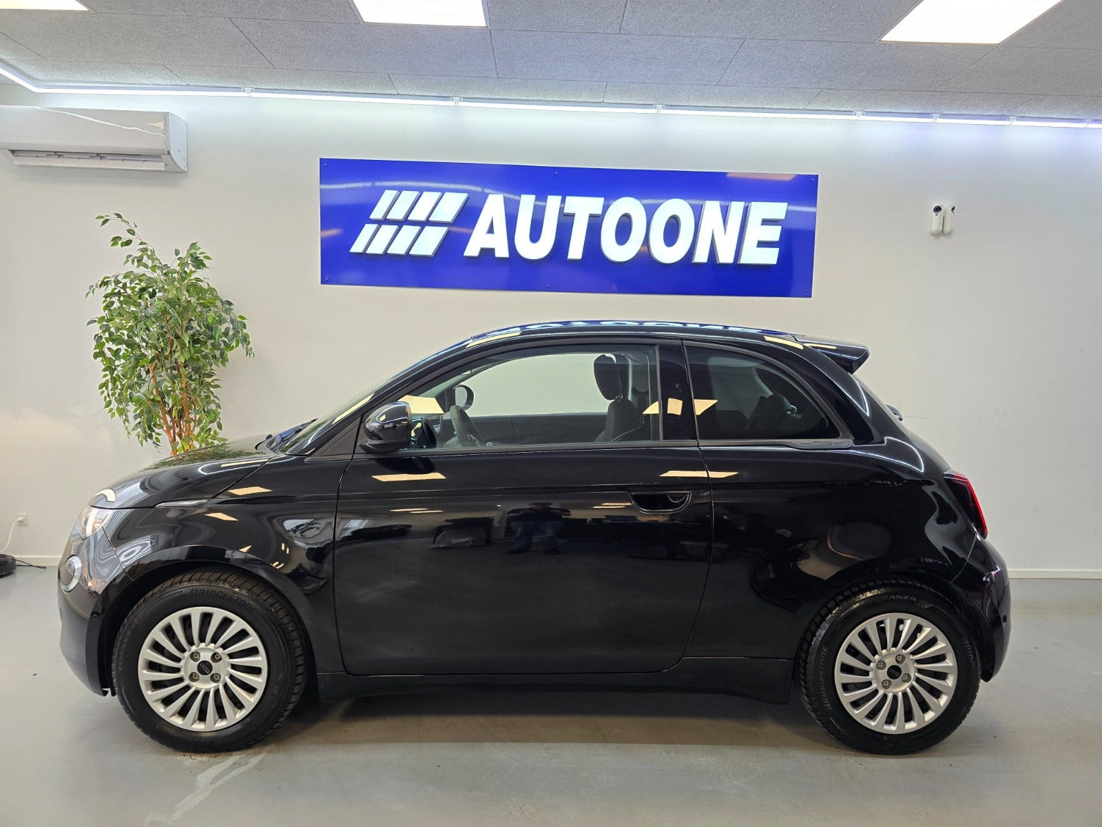 Sort Fiat 500e fra 2023