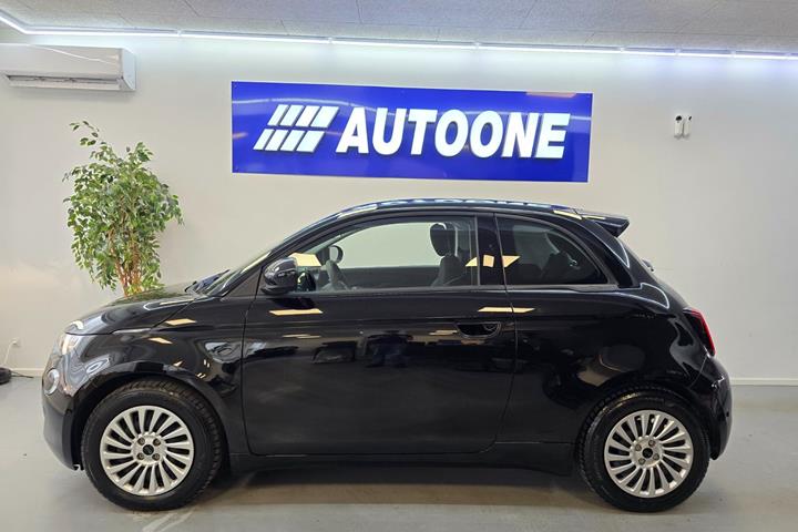 Sort Fiat 500e fra 2023