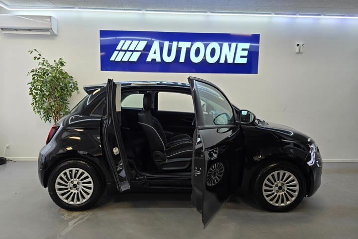 Sort Fiat 500e fra 2023