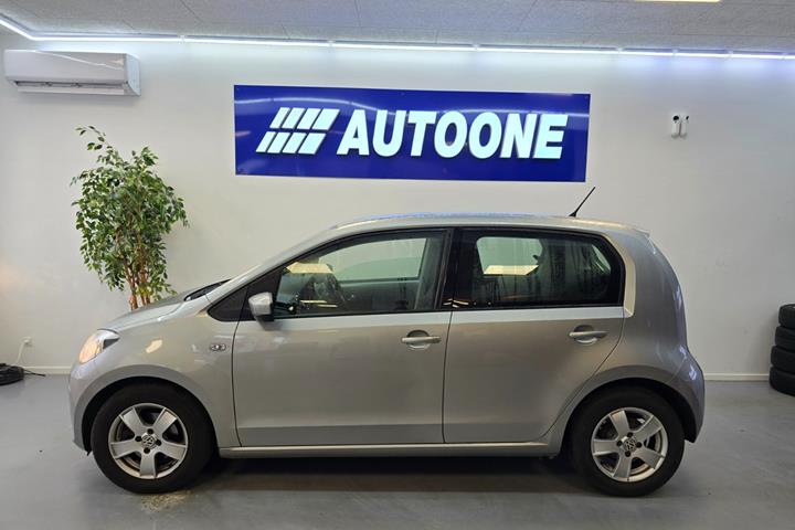 Grå VW UP! fra 2014
