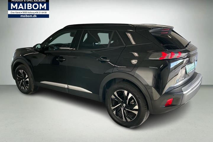 Sort Peugeot e-2008 fra 2023