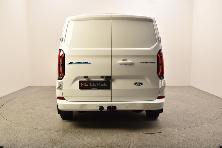 Hvid Ford E-Transit Custom 340 L2 fra 2027