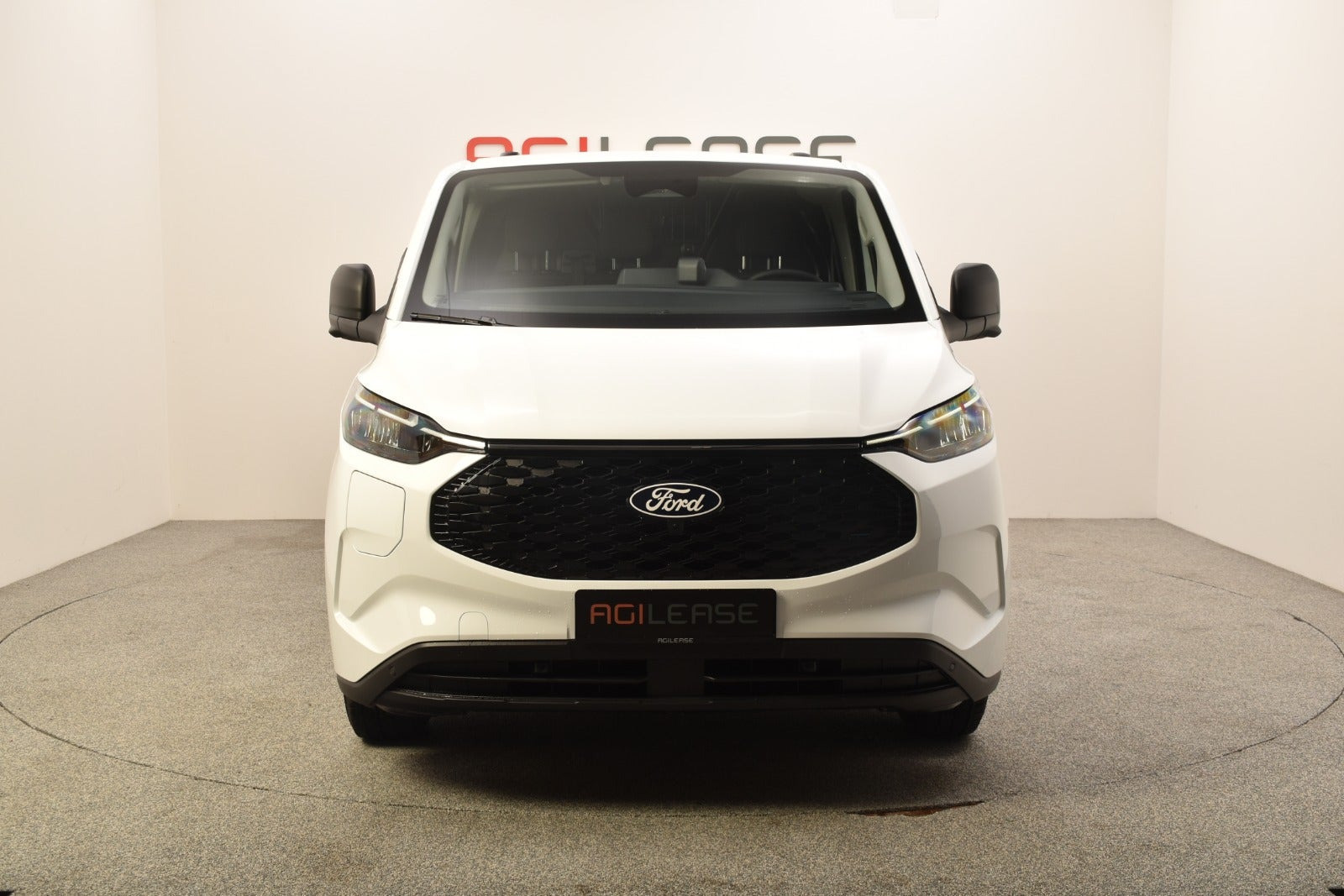 Hvid Ford E-Transit Custom 340 L2 fra 2027