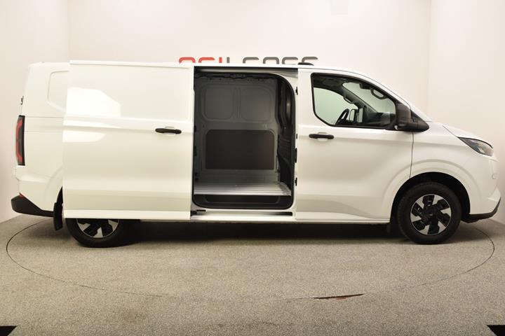 Hvid Ford E-Transit Custom 340 L2 fra 2027