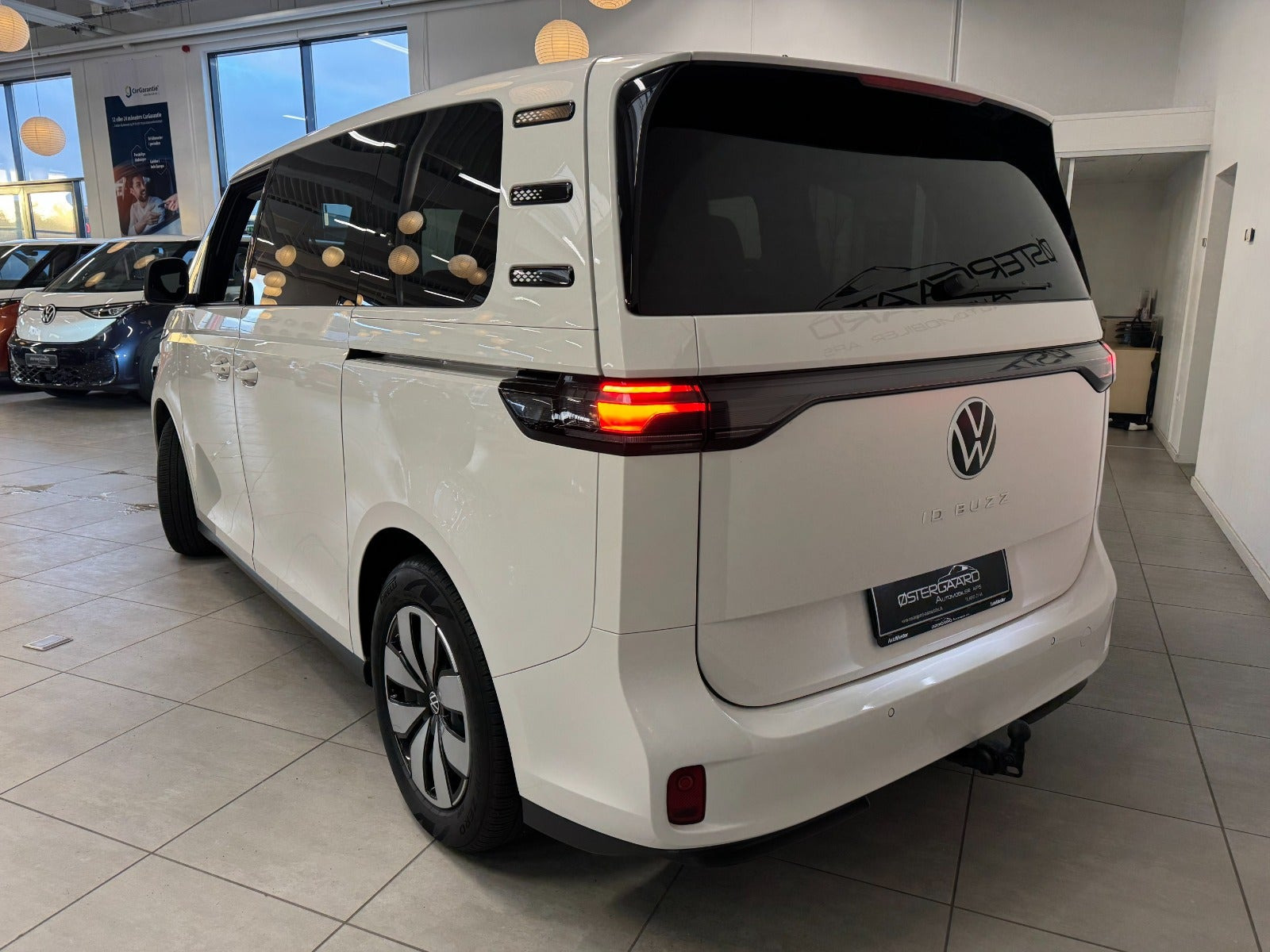 Hvid VW ID.Buzz fra 2025