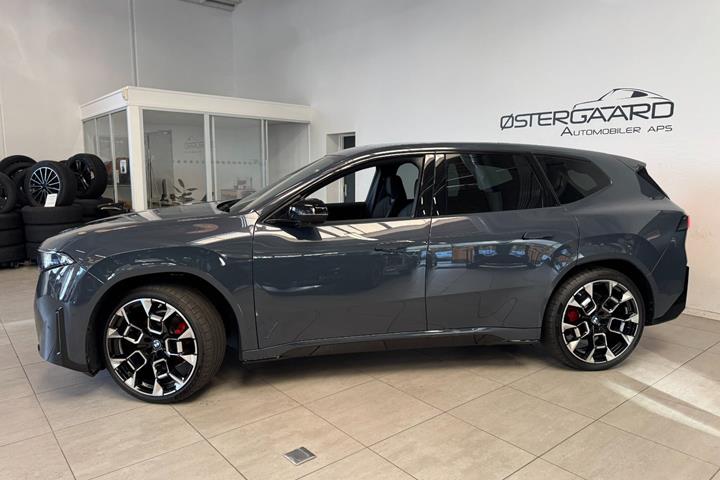 Grå BMW iX3 fra 2026