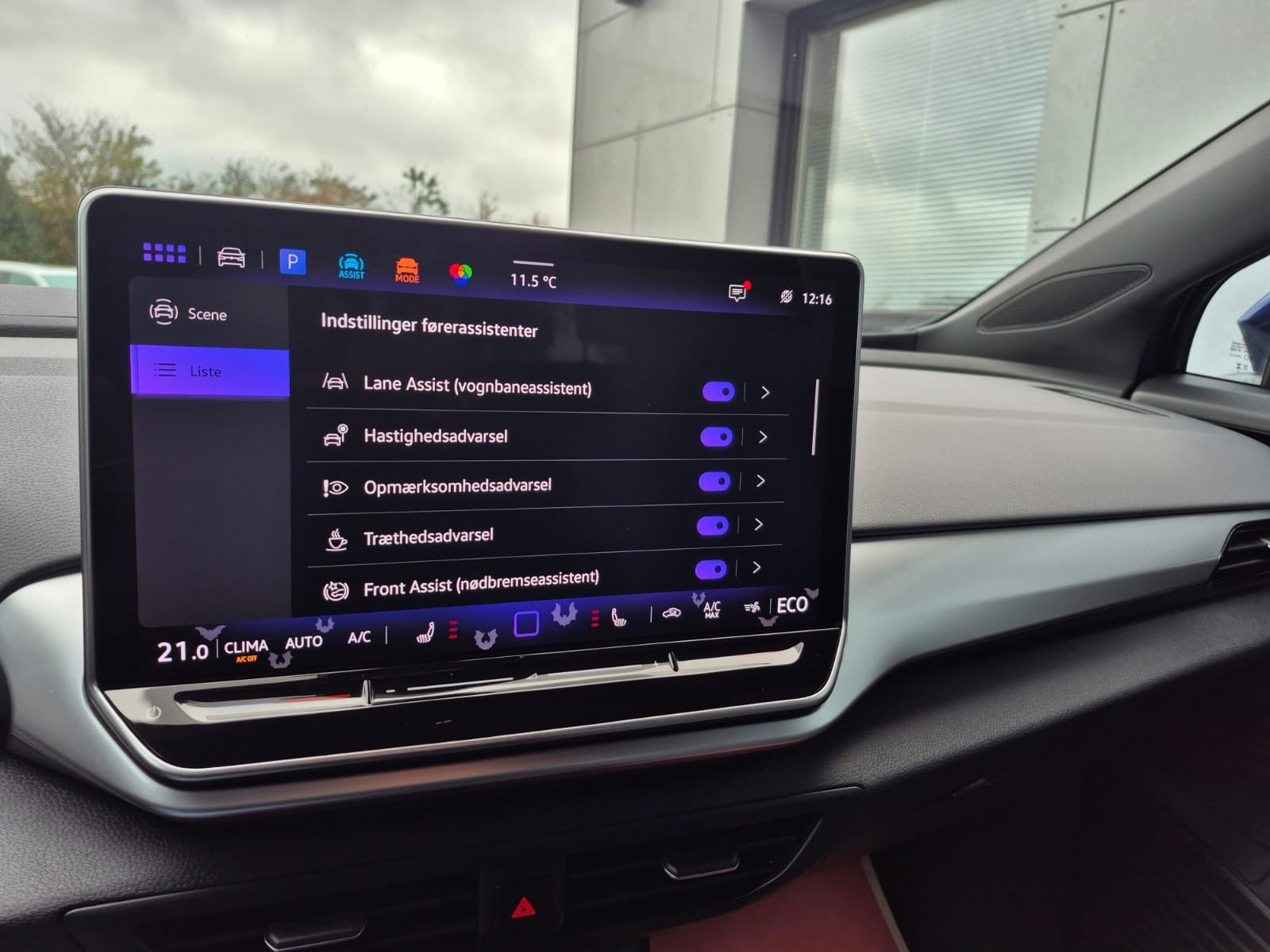 Blå VW ID.4 fra 2024