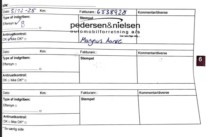 Rød Renault Megane E-Tech fra 2023
