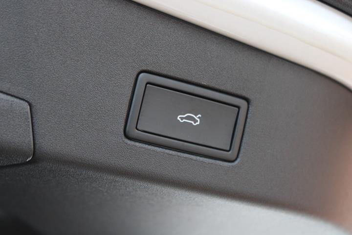 Hvid VW ID.4 fra 2026