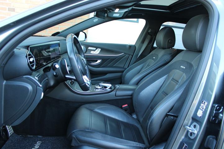 Grå Mercedes E53 fra 2019