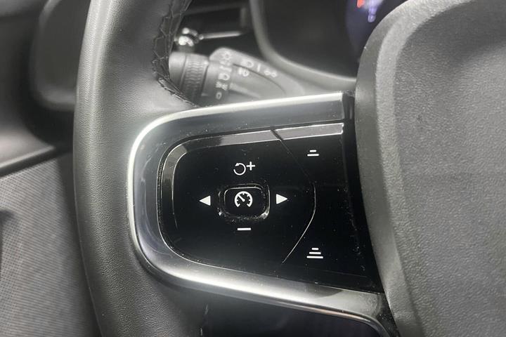 Hvid Polestar 2 fra 2023