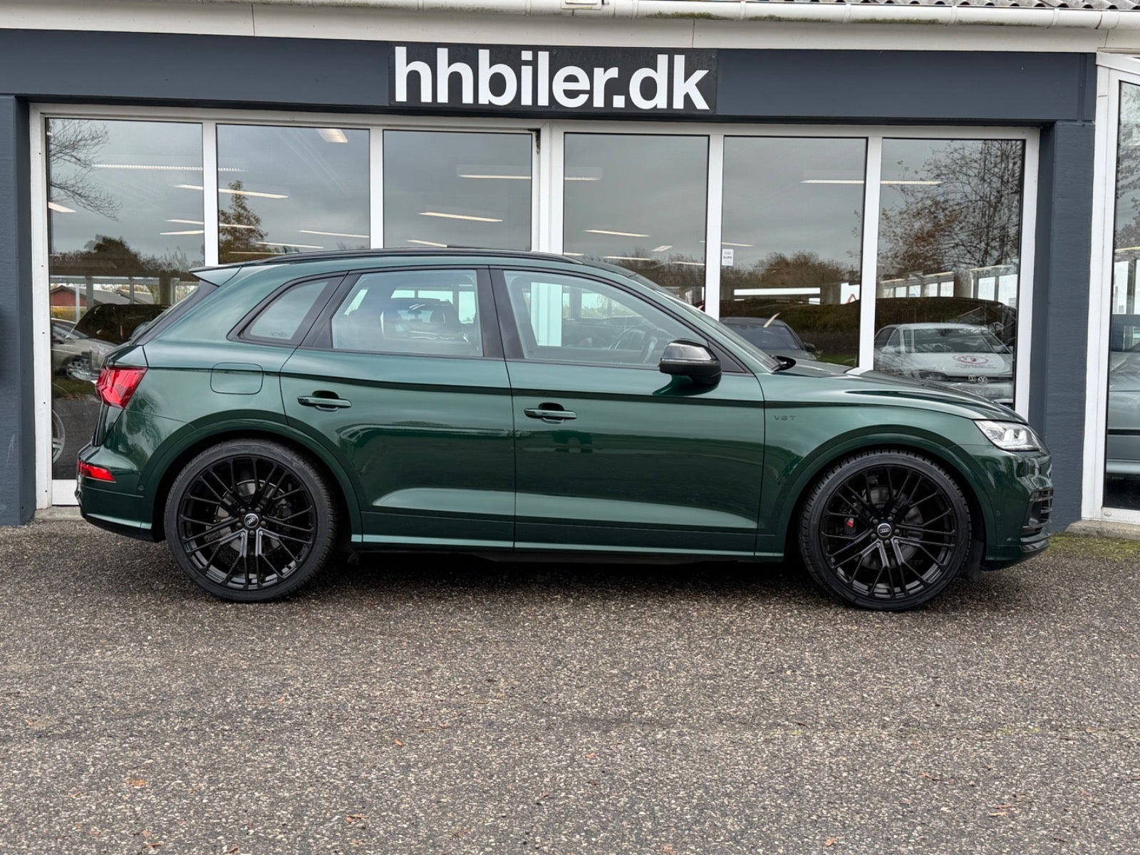 Grøn Audi SQ5 fra 2019