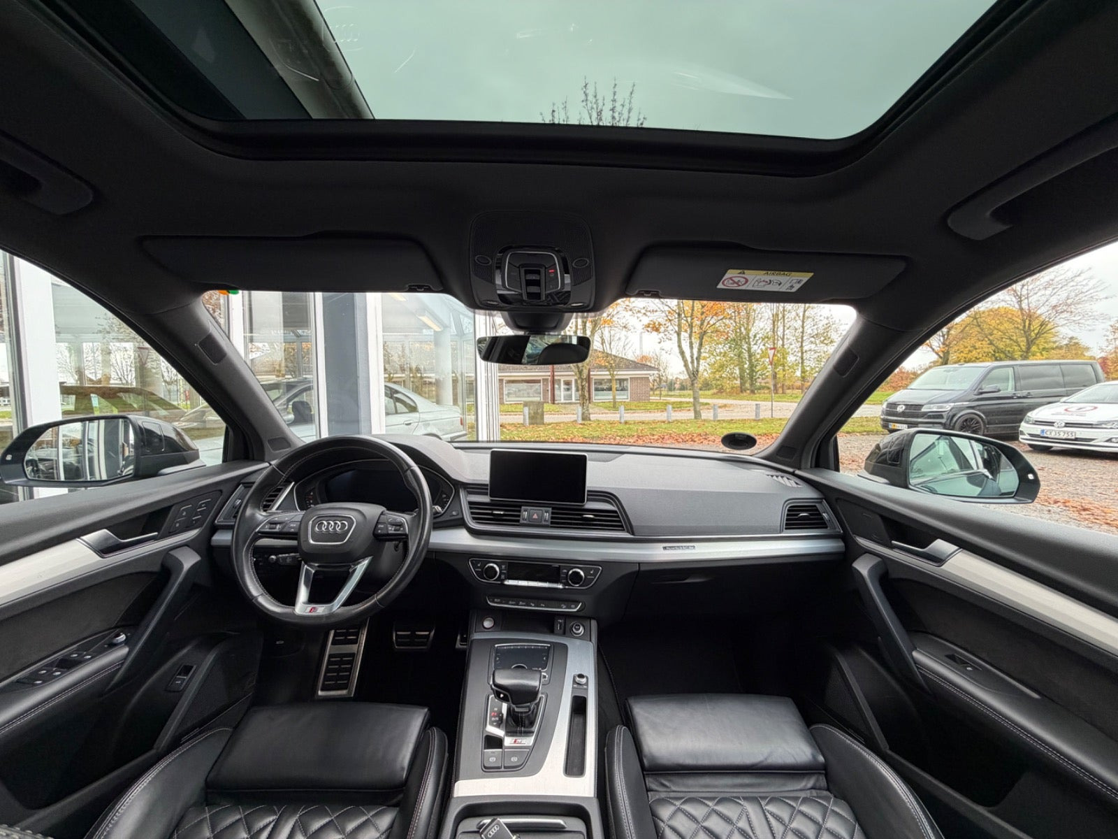 Grøn Audi SQ5 fra 2019